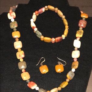 Earth Tone Stones. Necklace, bracelet & earrings